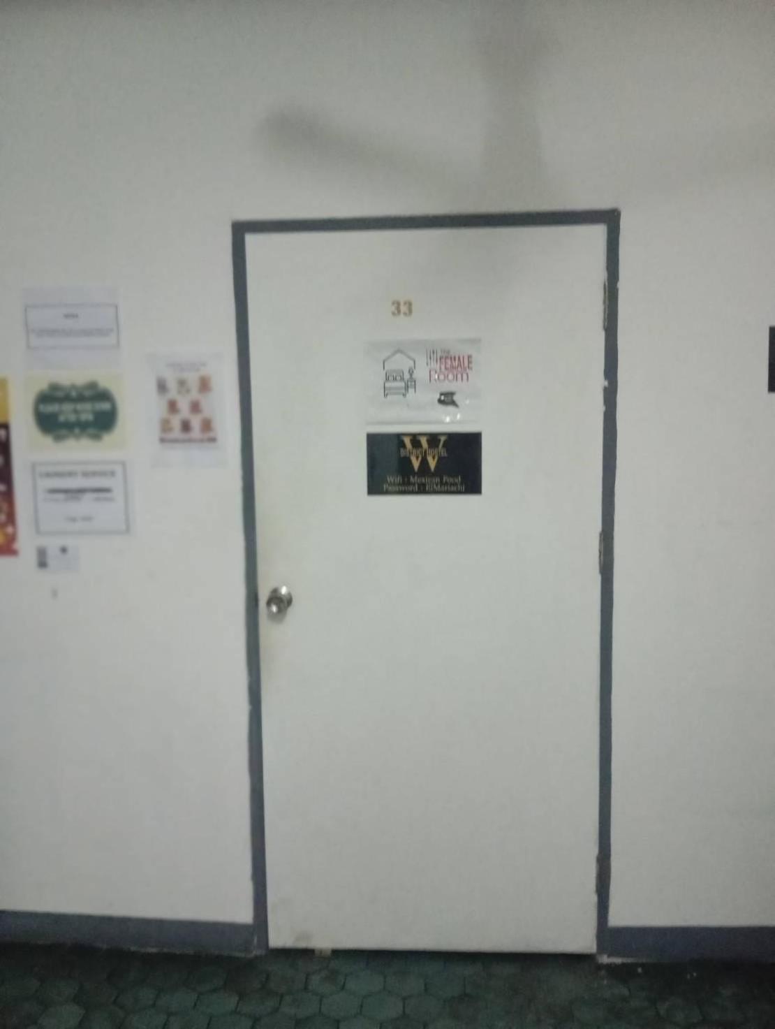 Butlers Wdh Hostel *
