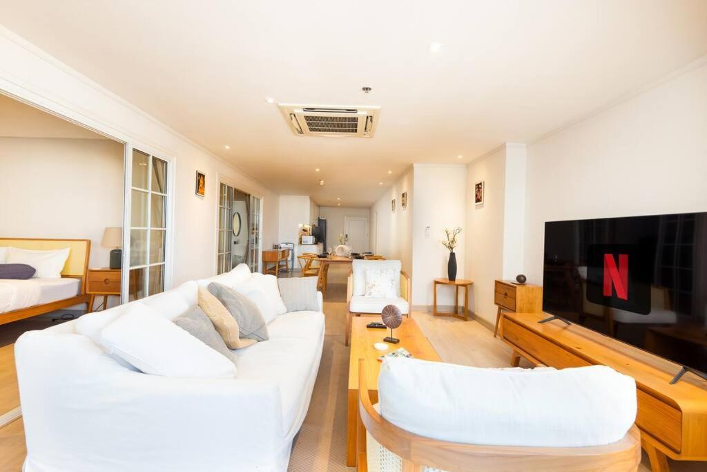 New 2bedroom,2bathroom, Fl46, Cityview 99qmnetflix Apartment Bangkok