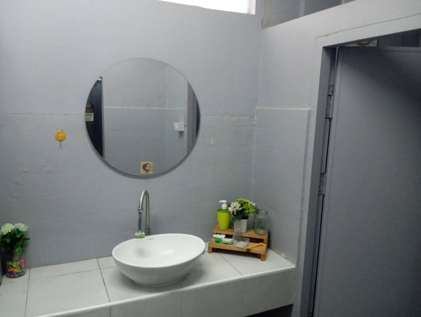 Butlers Wdh Hostel Bangkok