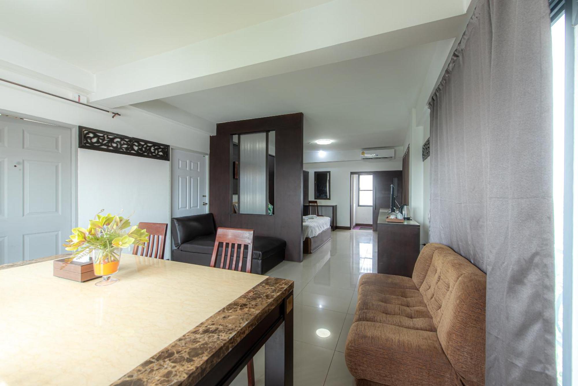 Hotel The Wing Design 3*