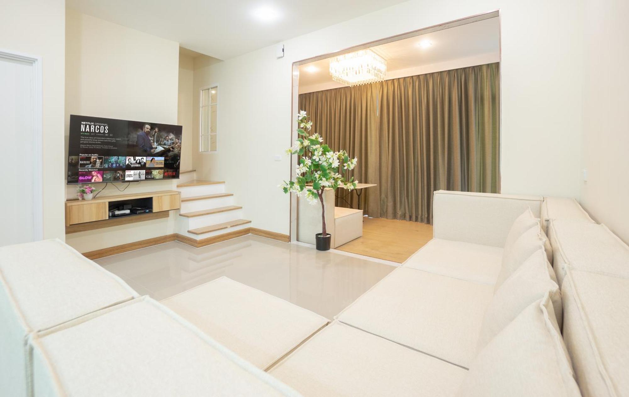 H1, Wi-fi 1,000 Mbps, Fashion Island, Mrt Holiday home *