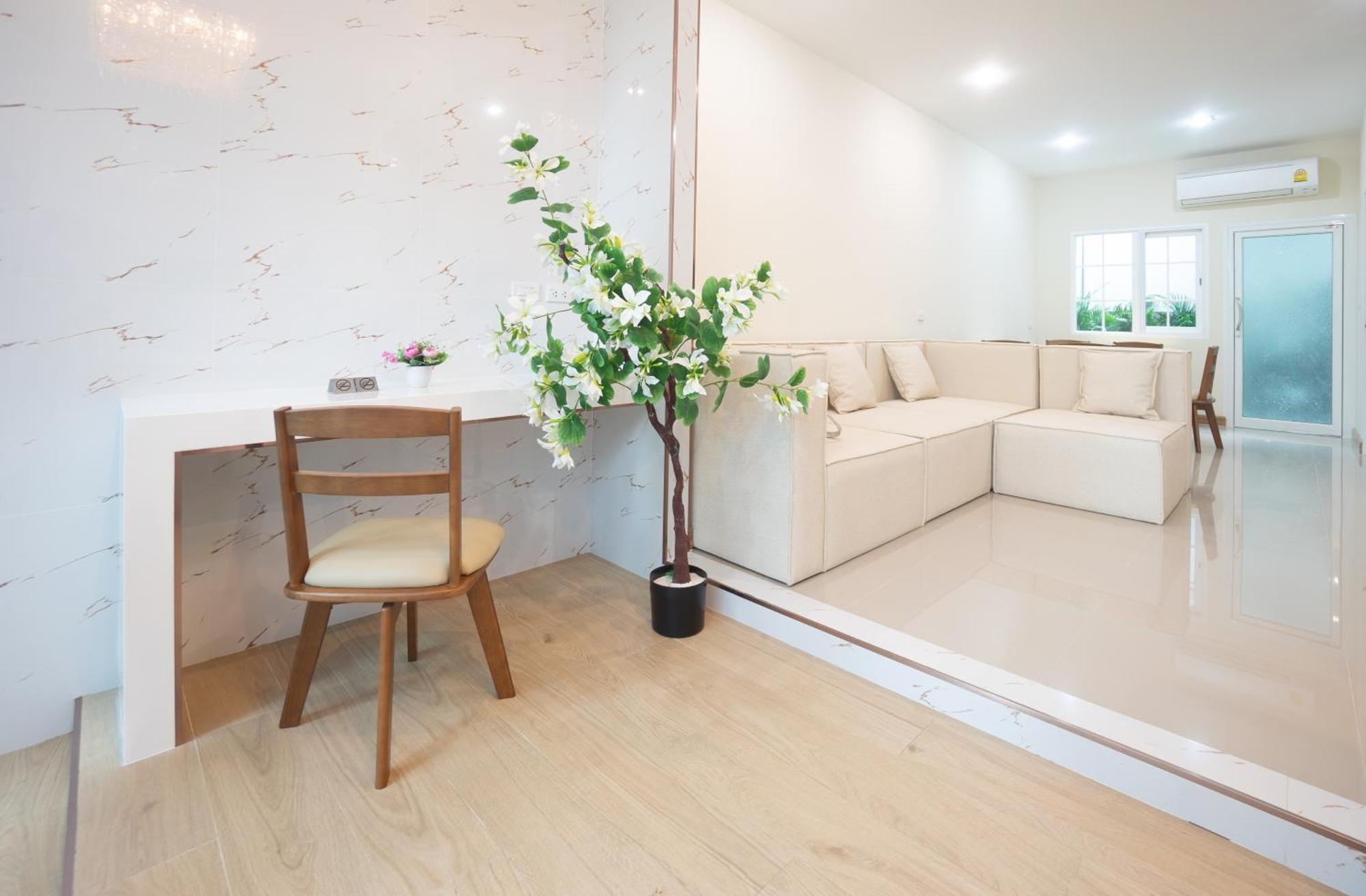 H1, Wi-fi 1,000 Mbps, Fashion Island, Mrt