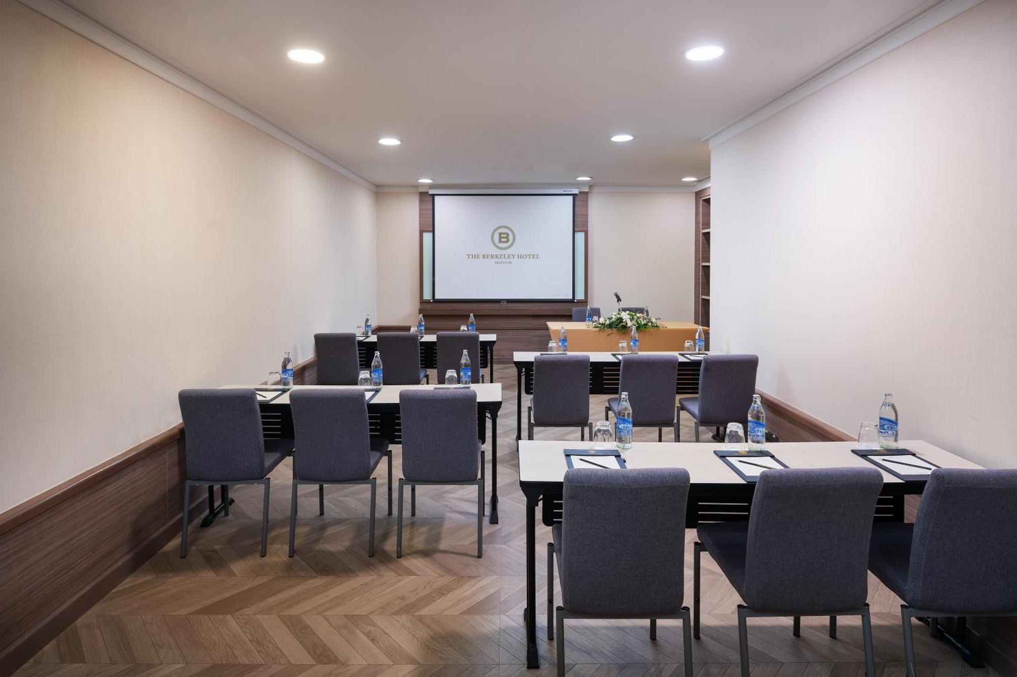Hotel The Berkeley Pratunam 5*