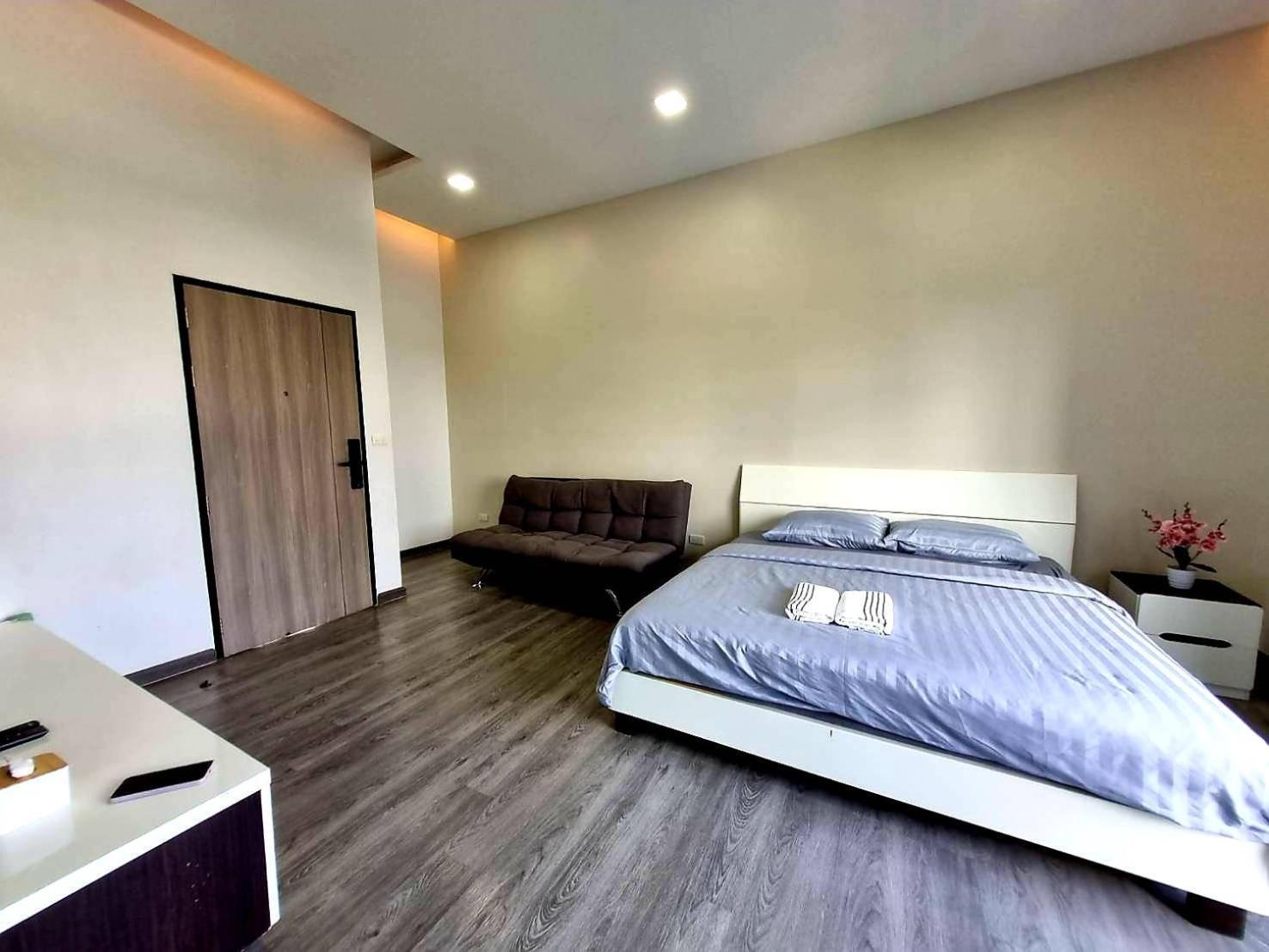 Aqua Residences อควา เรสซิเดนซ์ ห้องพักใหม่ให้เช่า ติดรถไฟฟ้าสถานีวุฒากาศ Apartment *