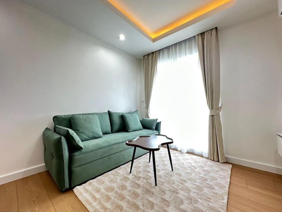 Pangsapuri 1bhk High Floor In Thonglor Wifi-pool-fitness *