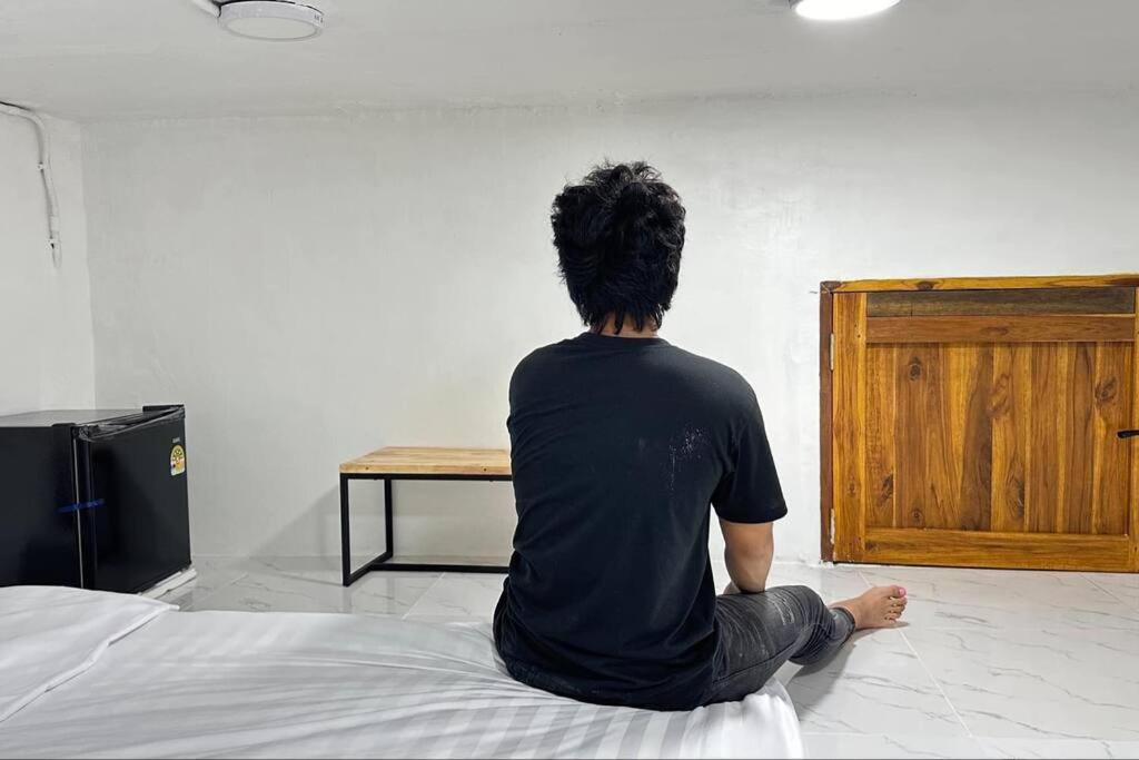 Megun Capsule 150 Cm Apartment