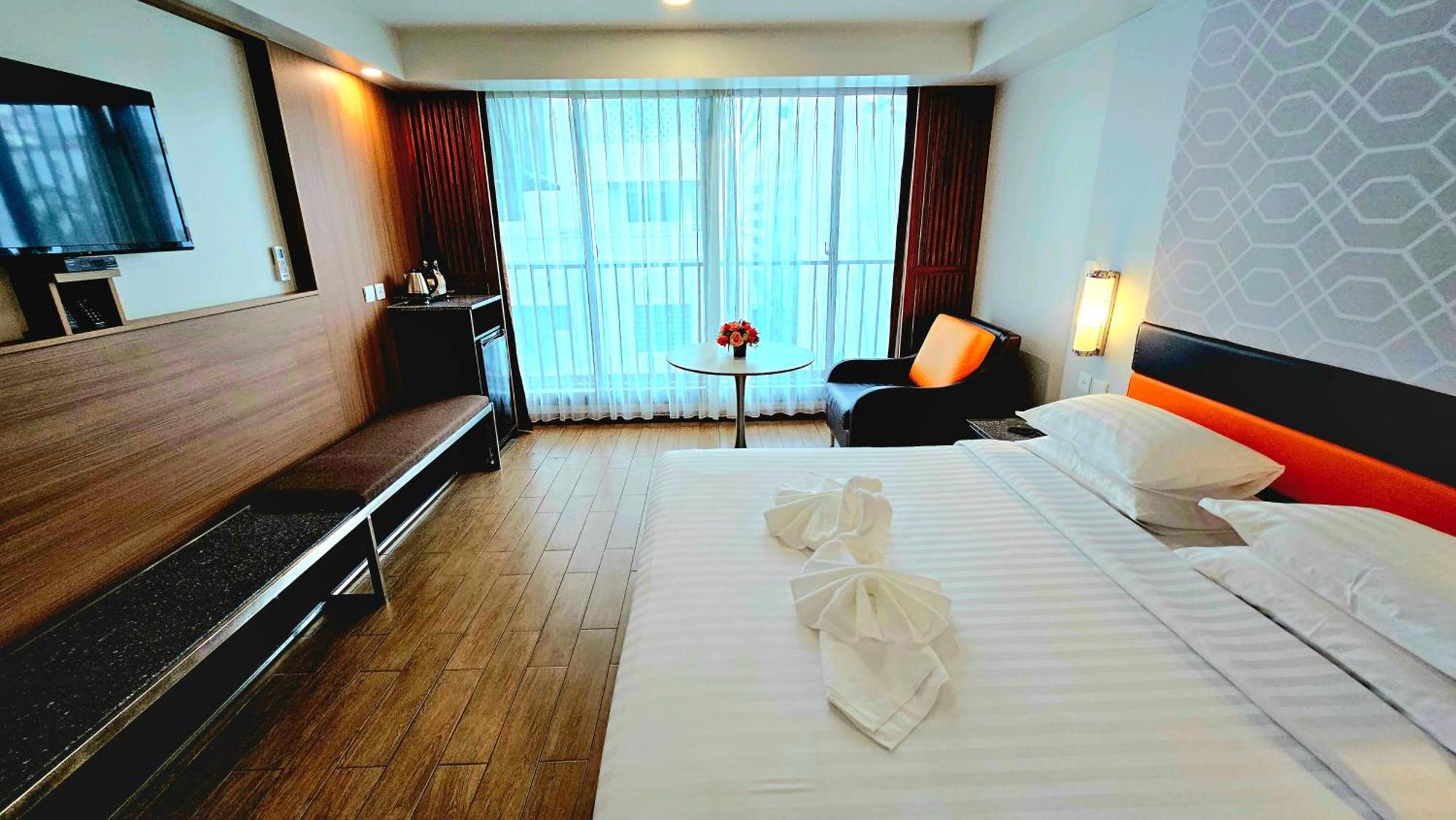Hotel Dynasty Grande 4*