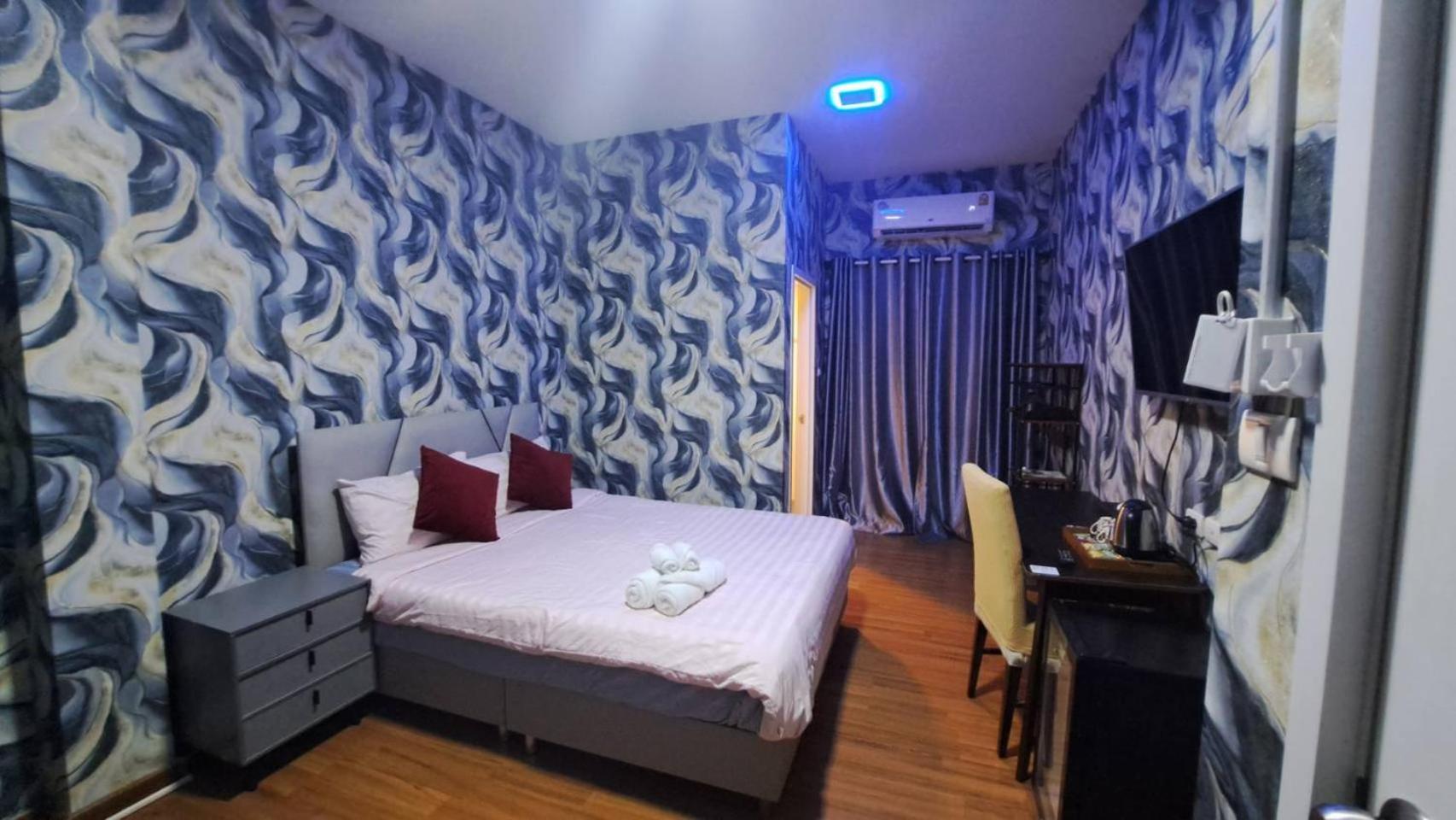Guest house Khokeng *