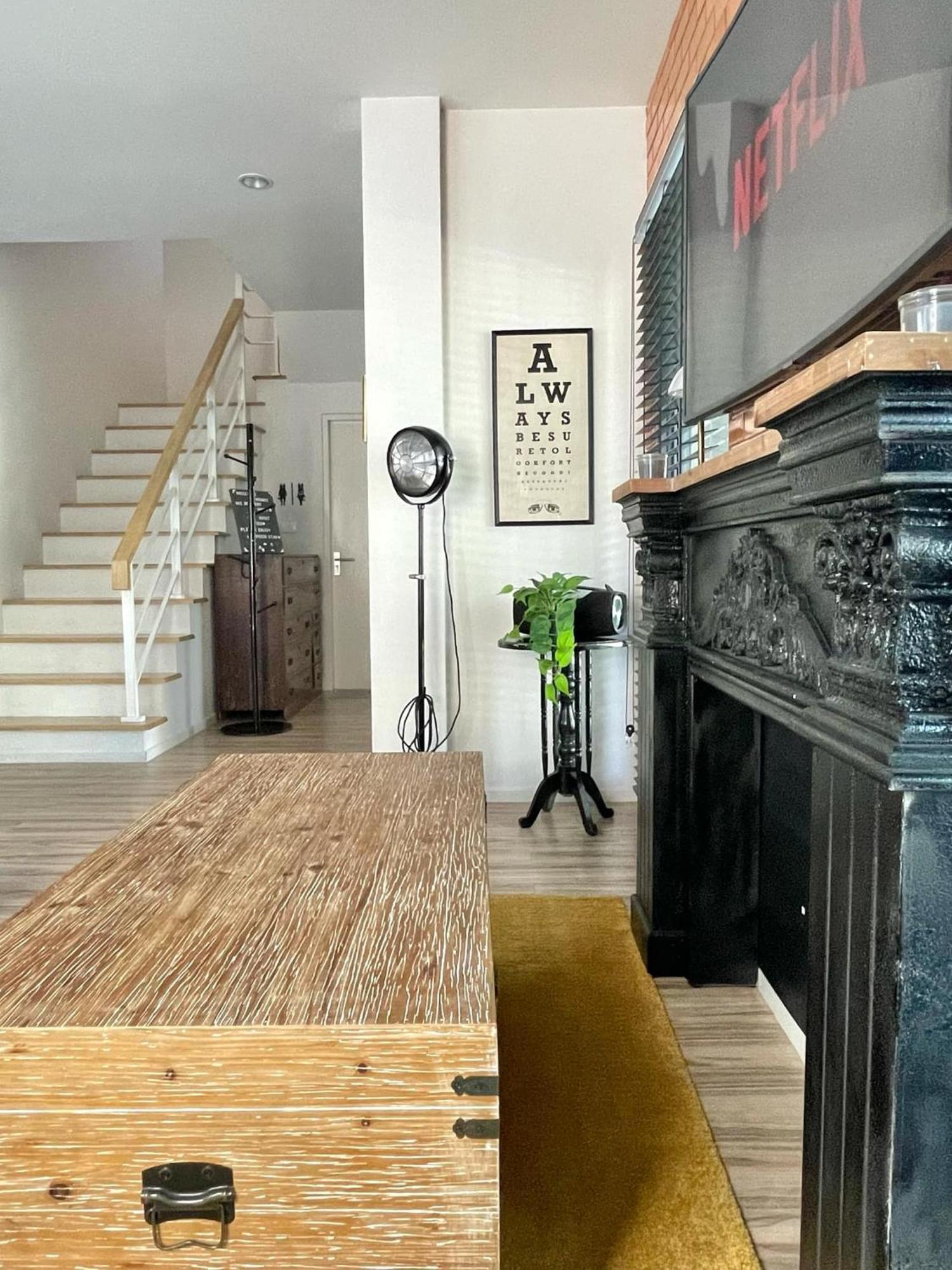 Nhà nghỉ Stylish2bd Pool&gym Near Airport Bangkok