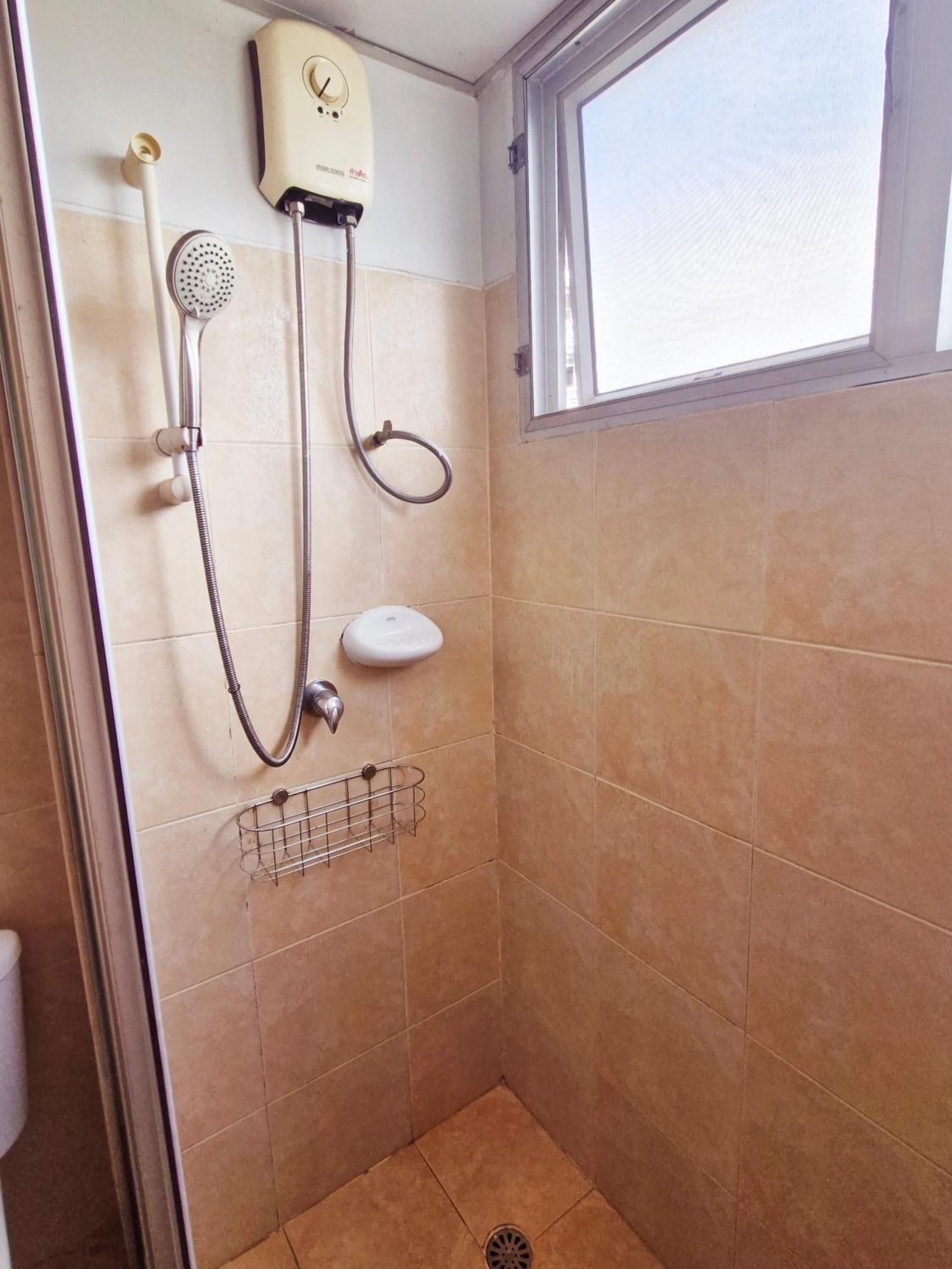 Căn hộ Supalai Ratchada 10 *