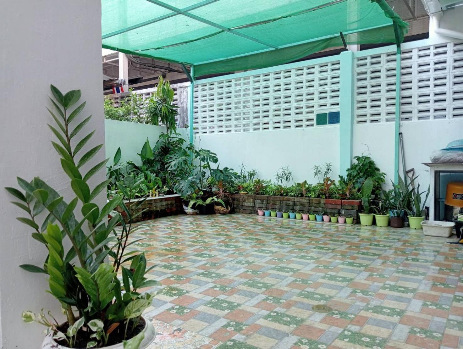 Wisma tamu Ban Suanlum