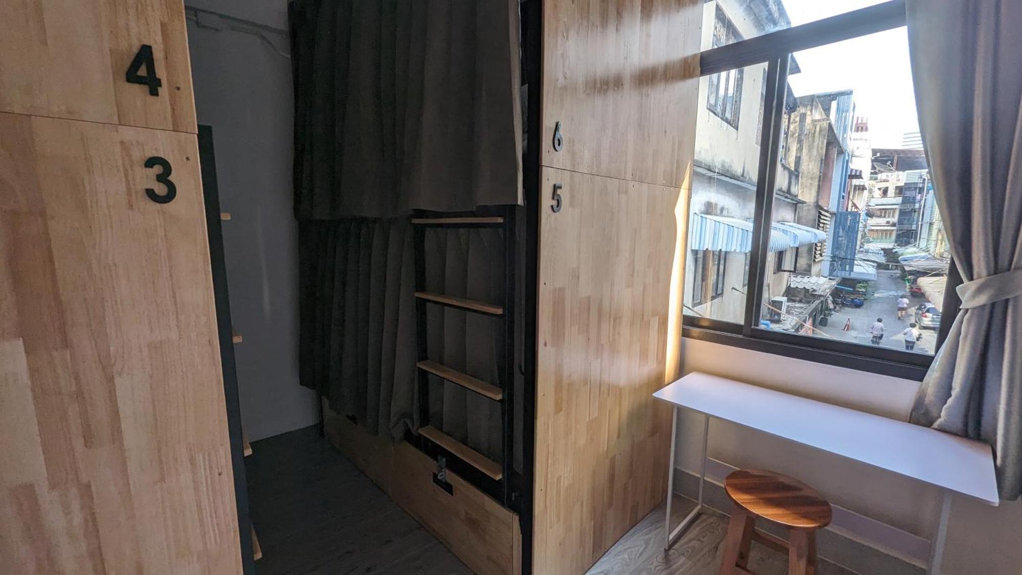 Urban Jungle Hostal *