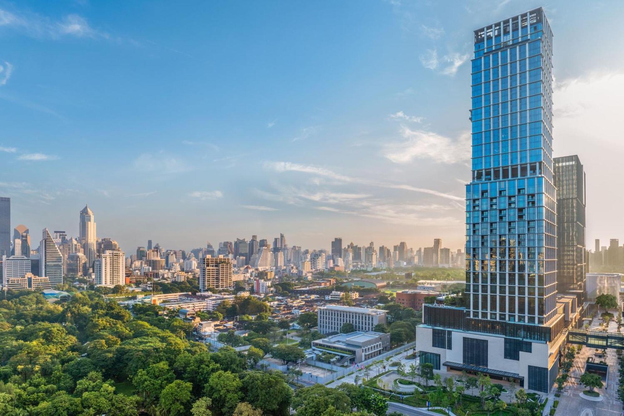 The Ritz-carlton, Hotel 5*