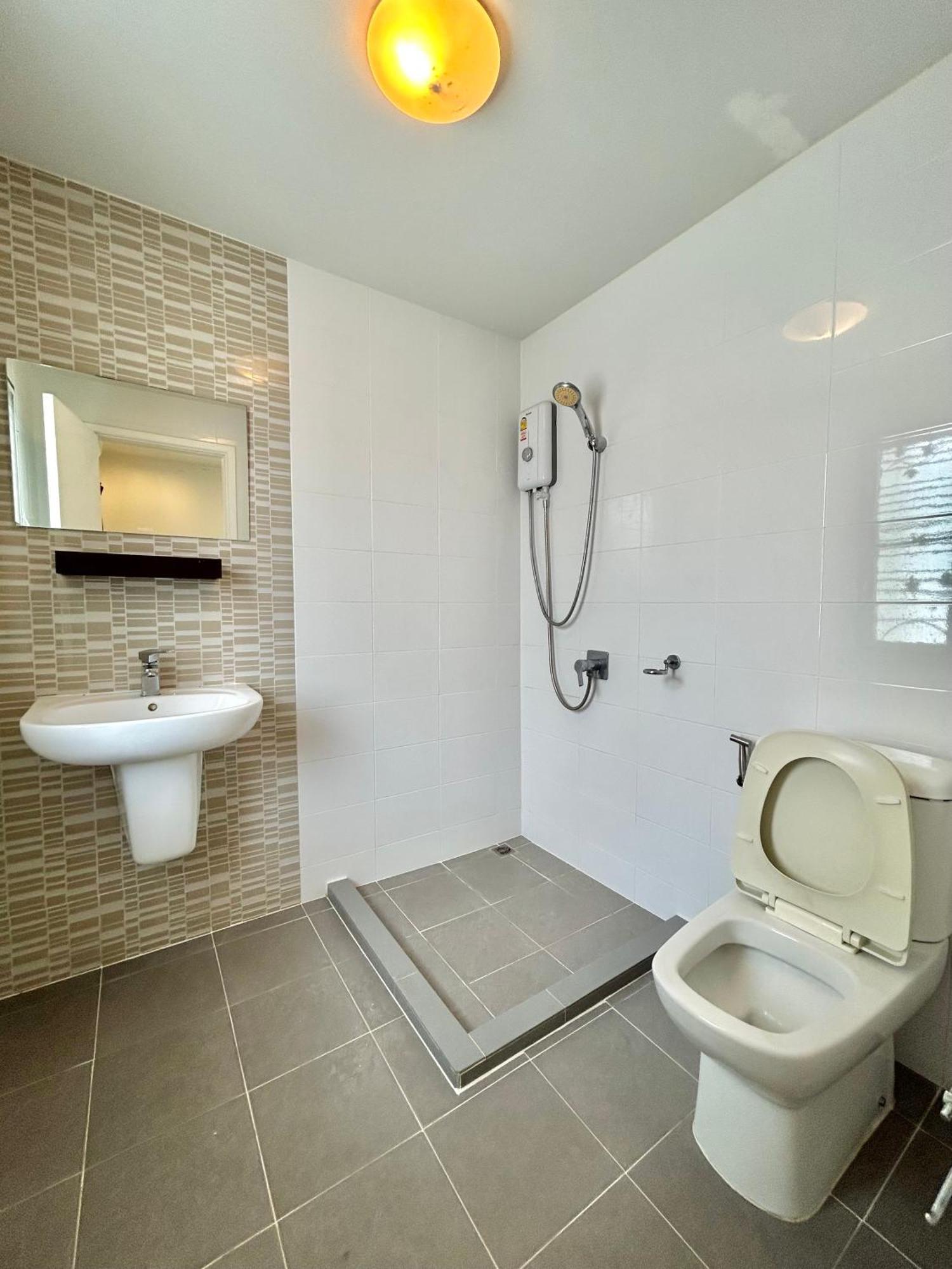 3 Bedrooms Townhome Near Mega Bangna Holiday home