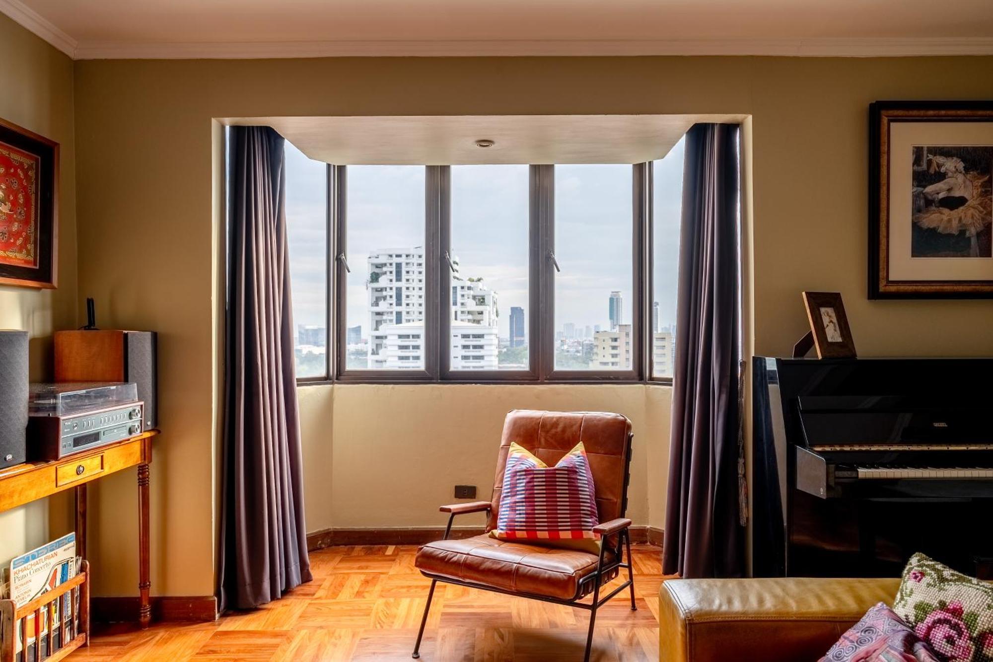 Peony Rustic Sukhumvit, Nana Bts *