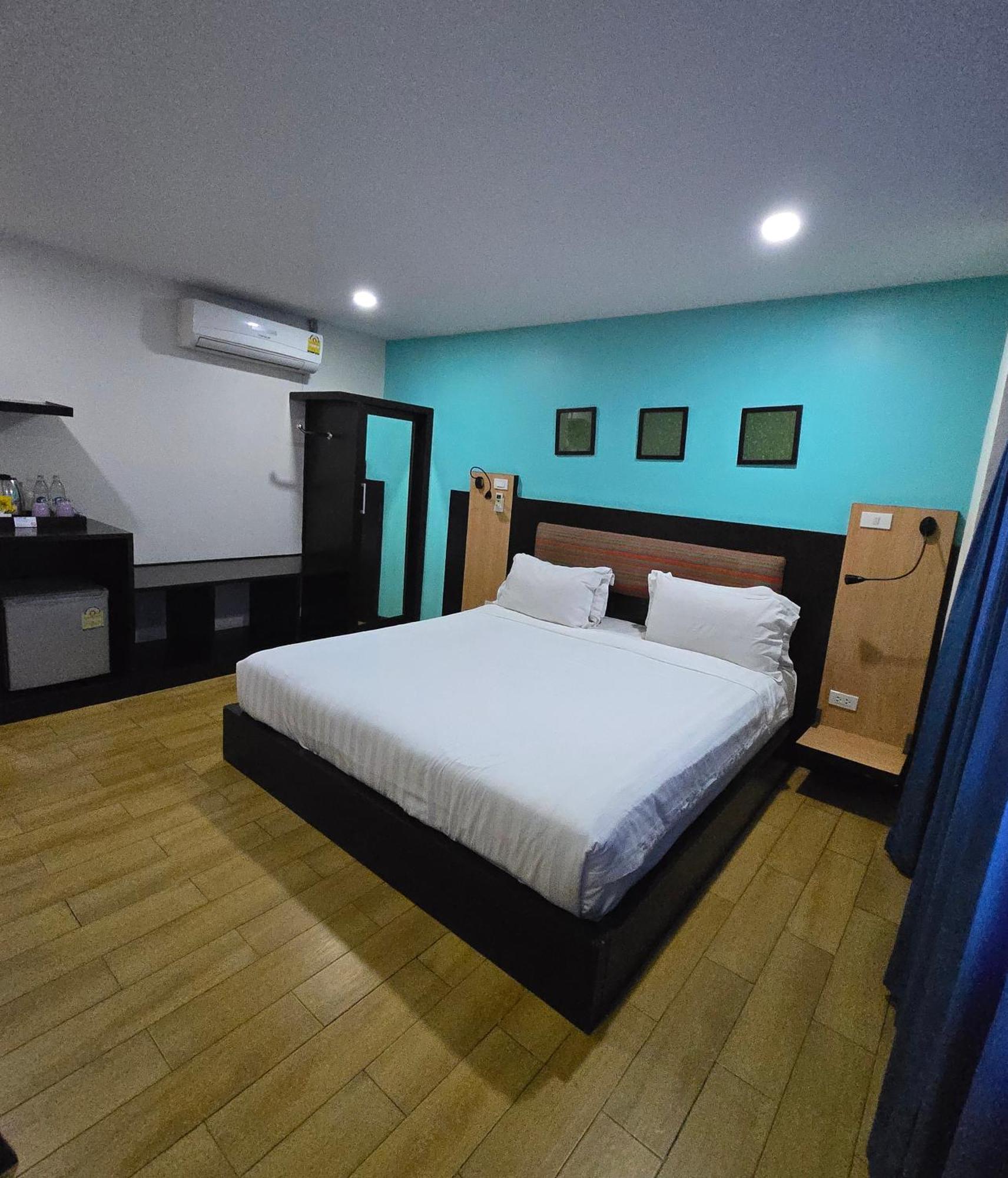 Khách sạn Residency 3*