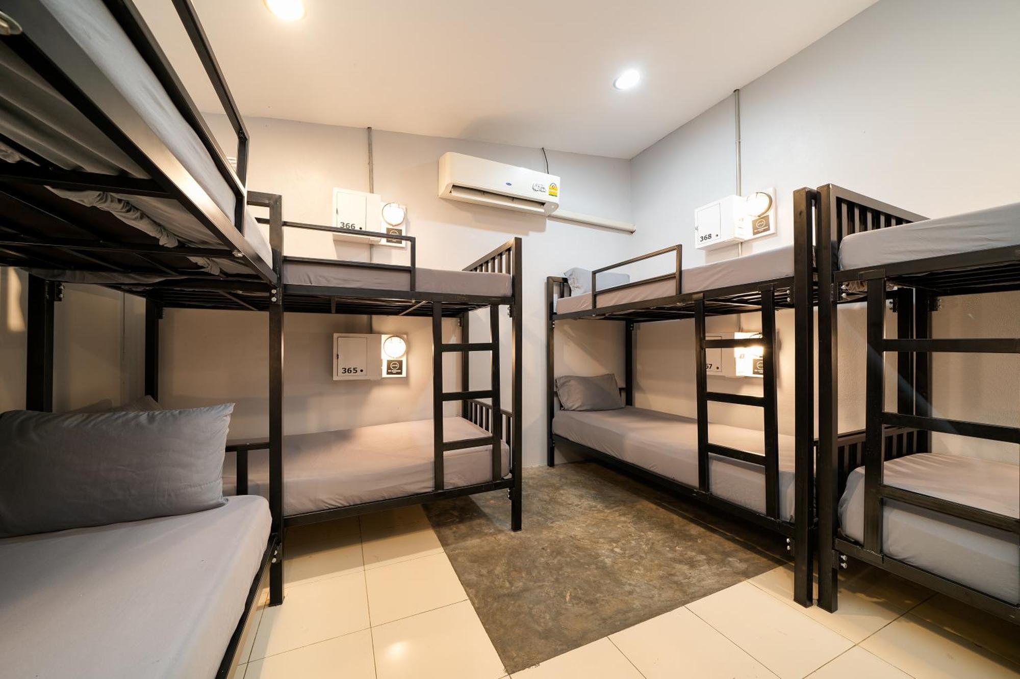 Hostel Oh -