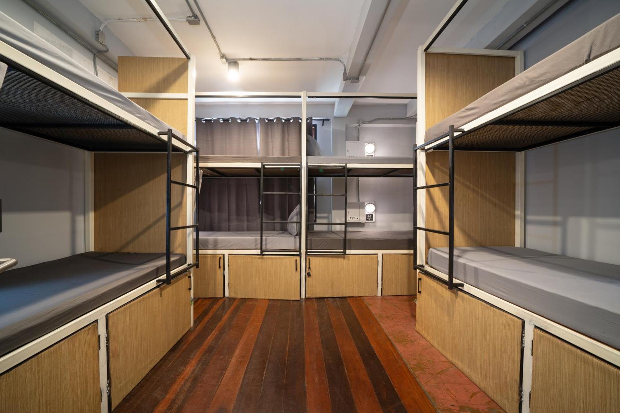 Hostel Oh -