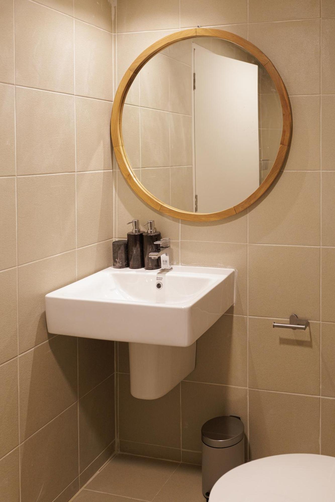 Baan Nuit Stayhouse Gjestgiverier *