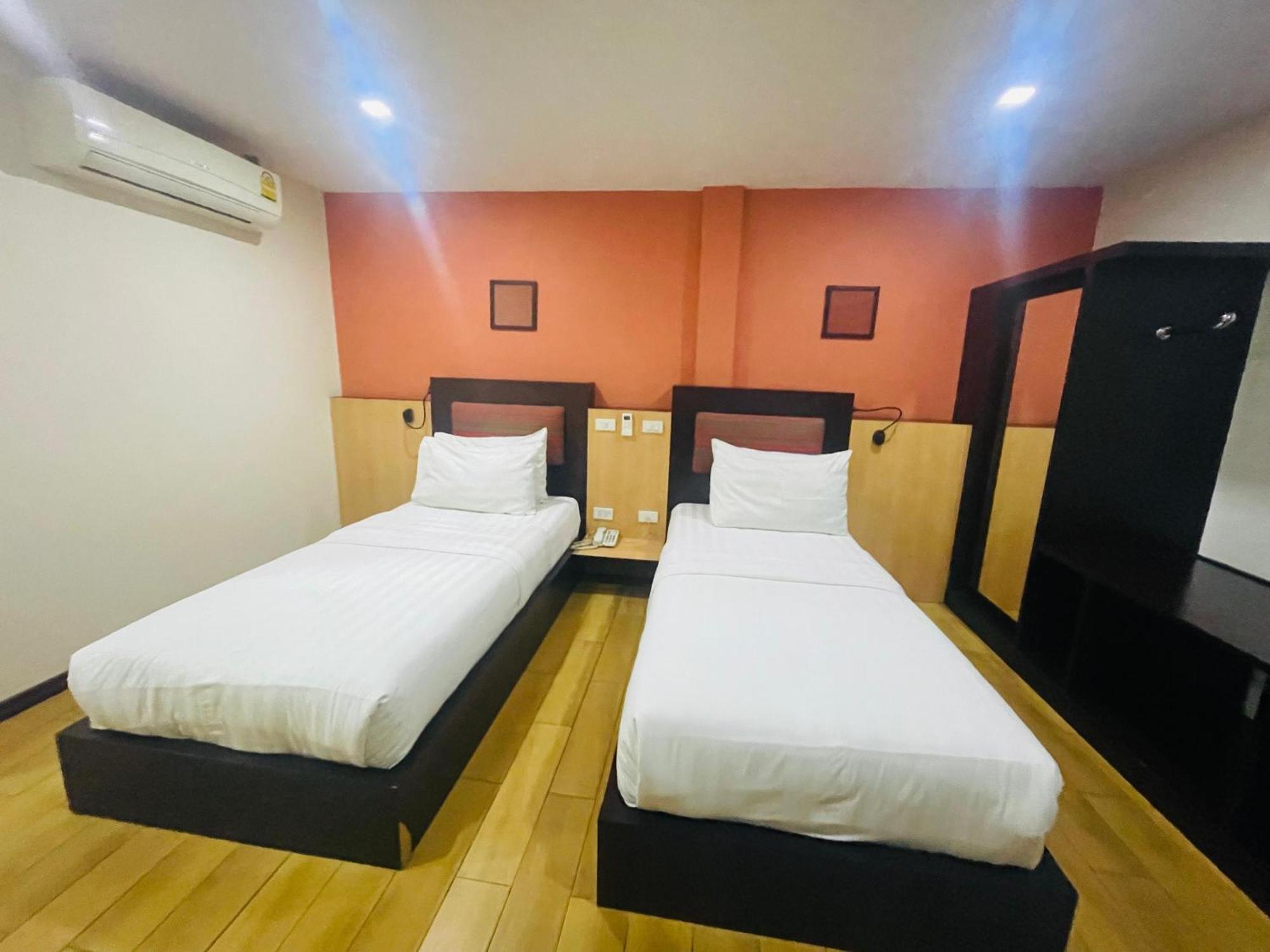 Khách sạn Residency 3*