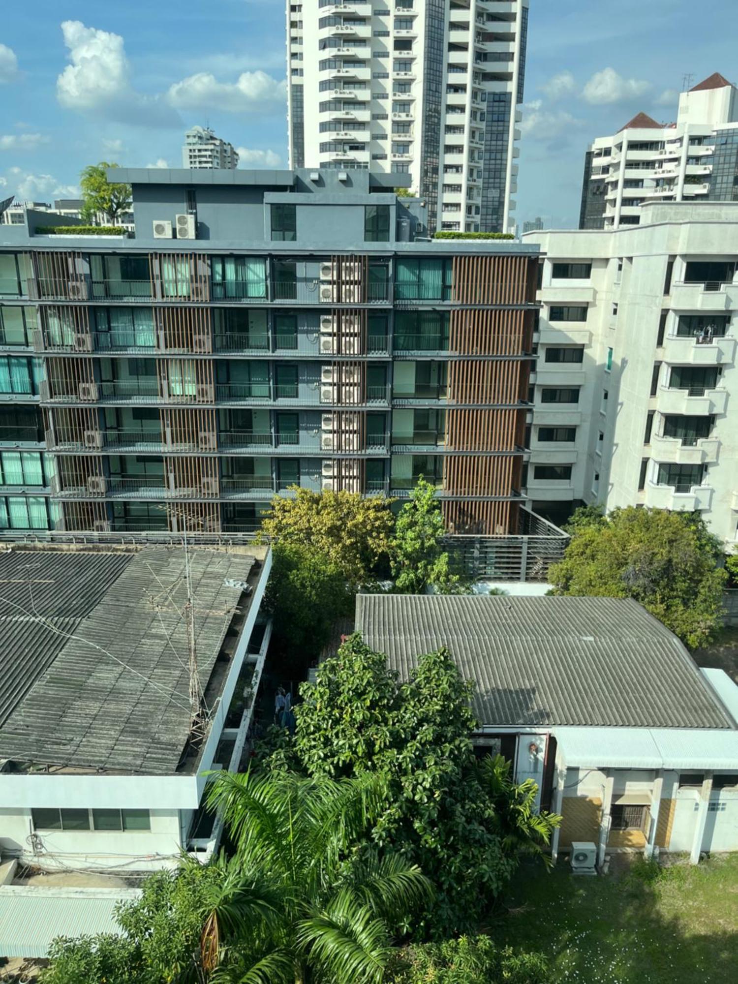 Apartment In Sukhumvit *