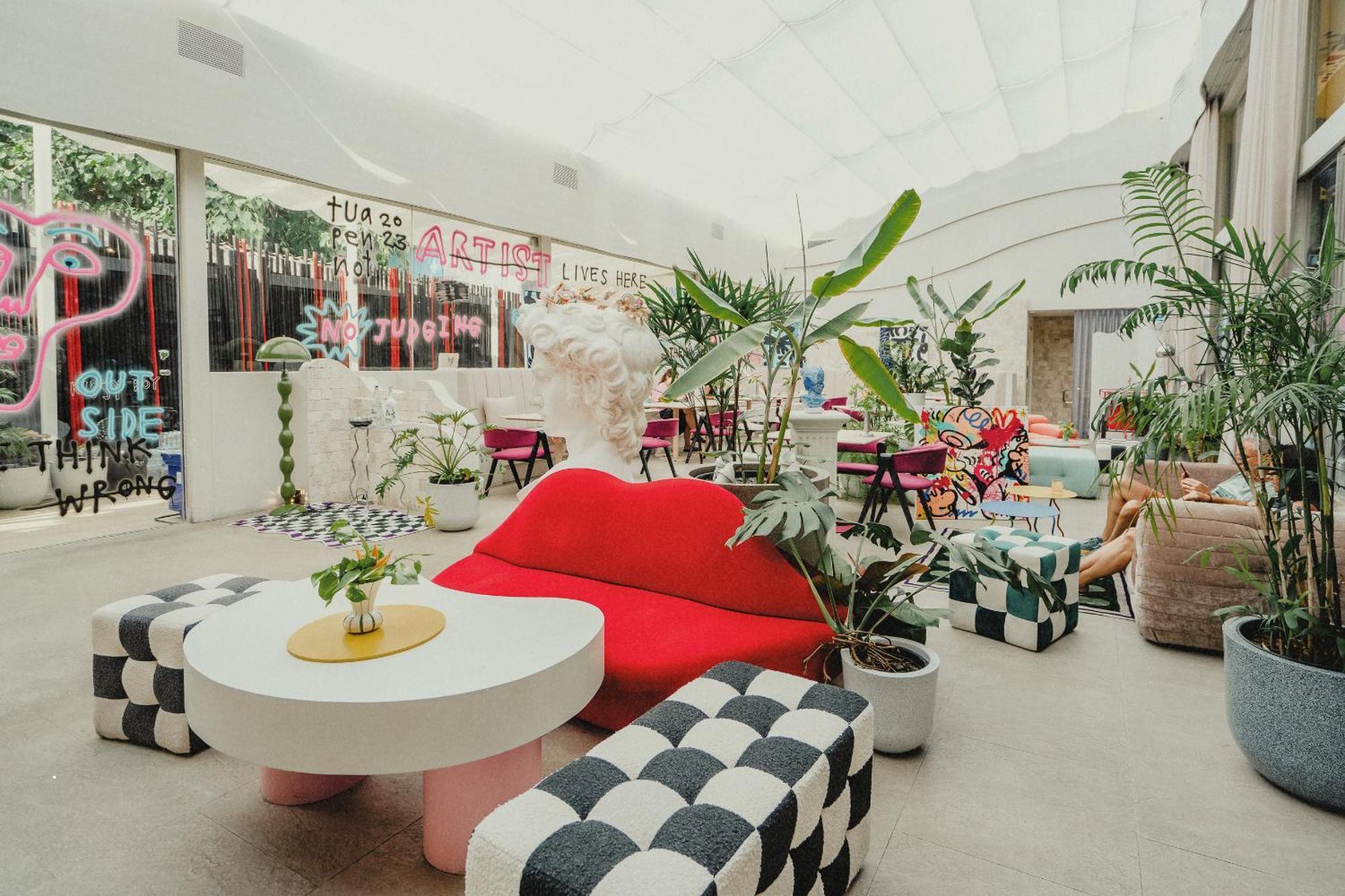 Khách sạn The Fig Lobby Bangkok