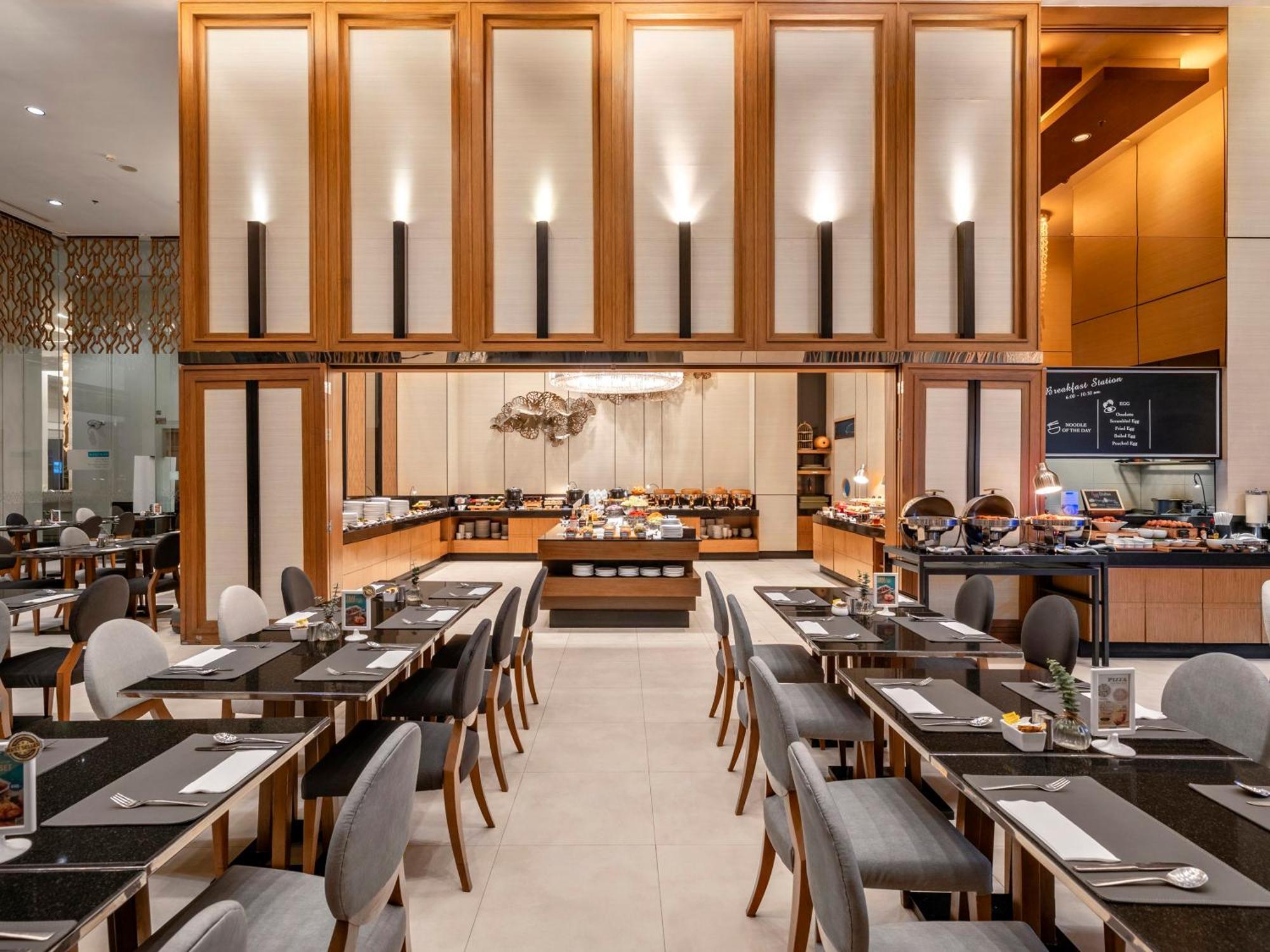 Grande Centre Point Ploenchit Hotel Bangkok