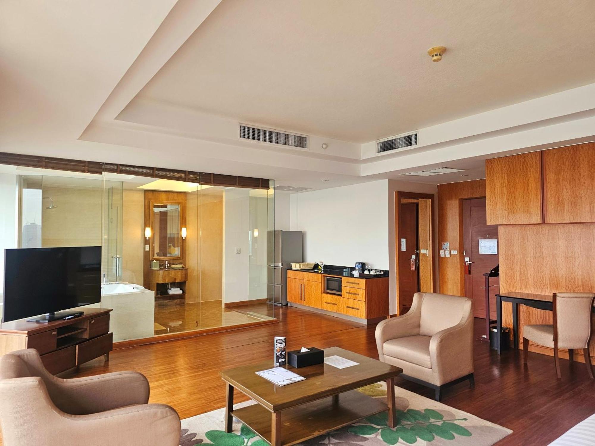 Aparthotel Column