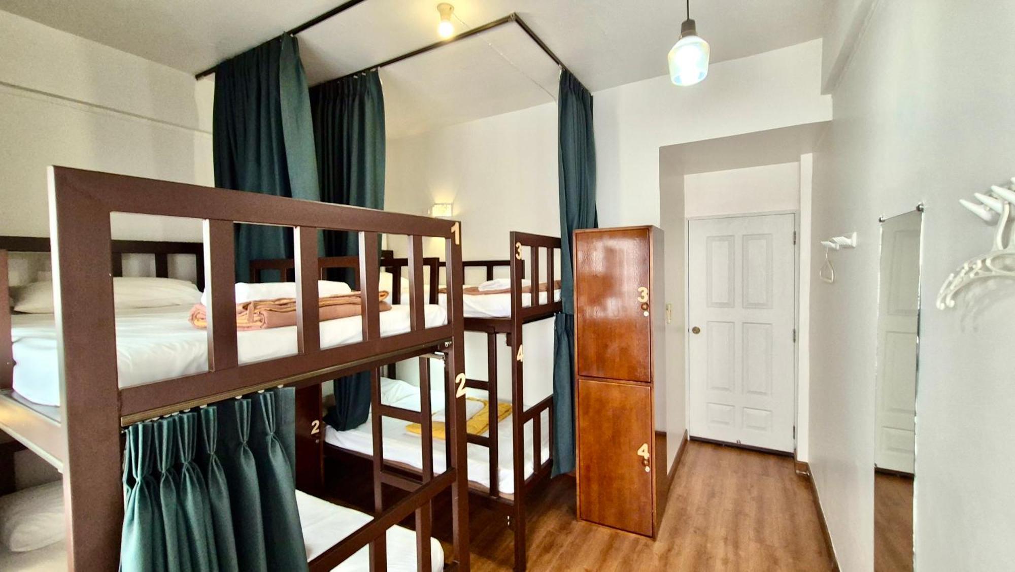 Les Fleurs Guest house 2*