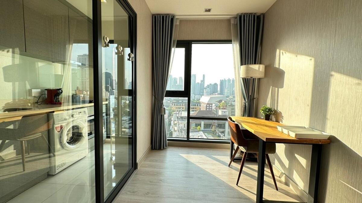 Apartment Bts Thonglor Luxury 35sqm With Pool & Sauna *