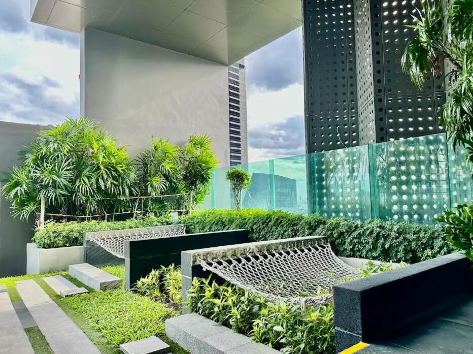 Bts Thonglor Luxury 35sqm With Pool & Sauna Apartment *