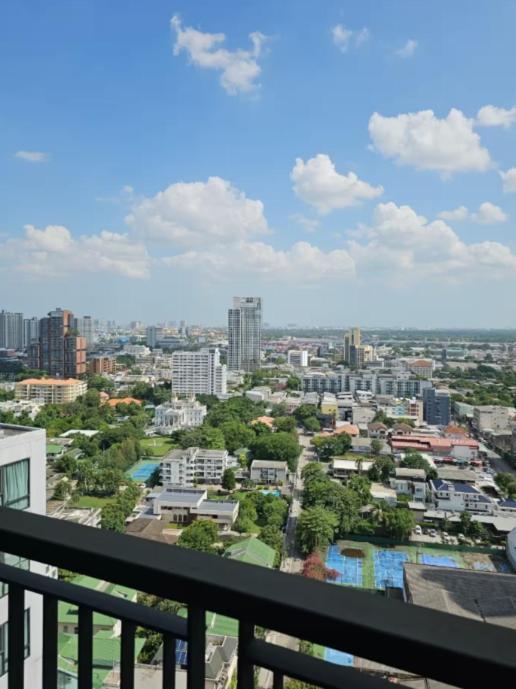 Bts Thonglor Luxury 35sqm With Pool & Sauna Apartment
