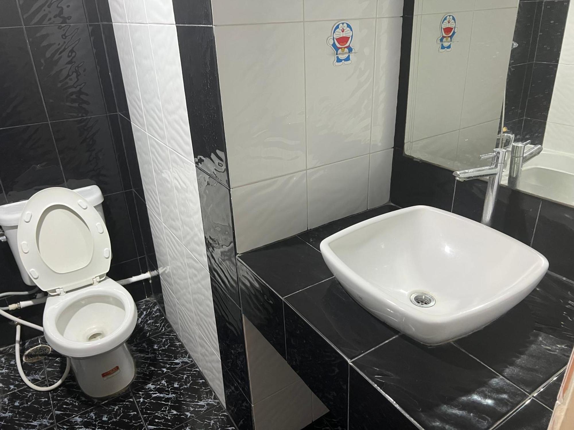 Srivara2 Apartment