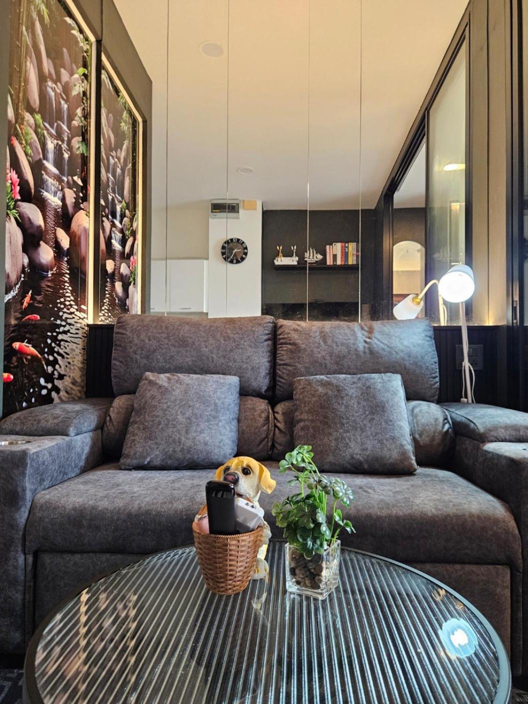 Free Airport Pick Up ! 12th Floor Cozy Room, 5 Mins Walk To Iconsiam & Bts