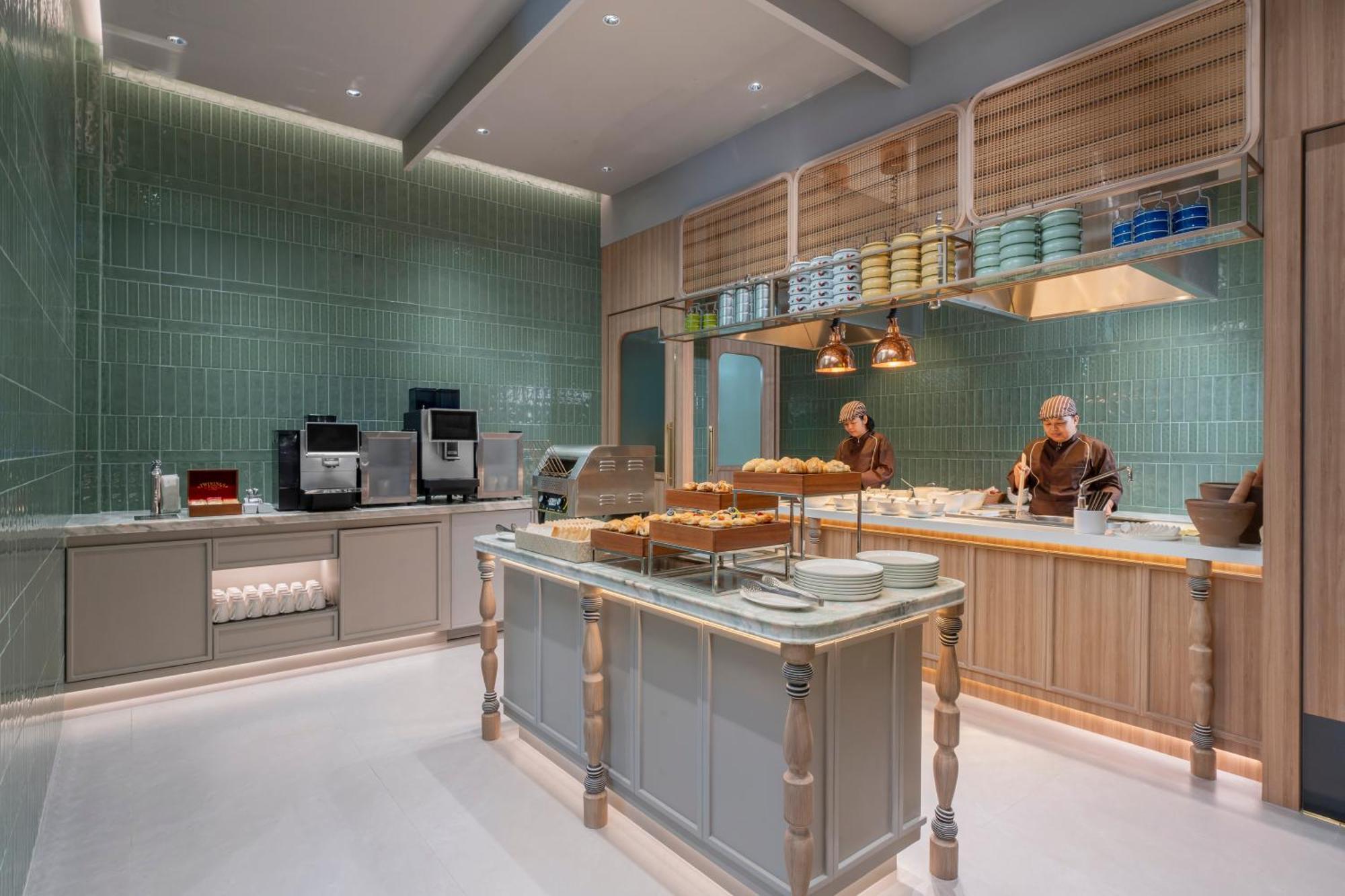 Hyatt Place Sukhumvit 1 Hotel