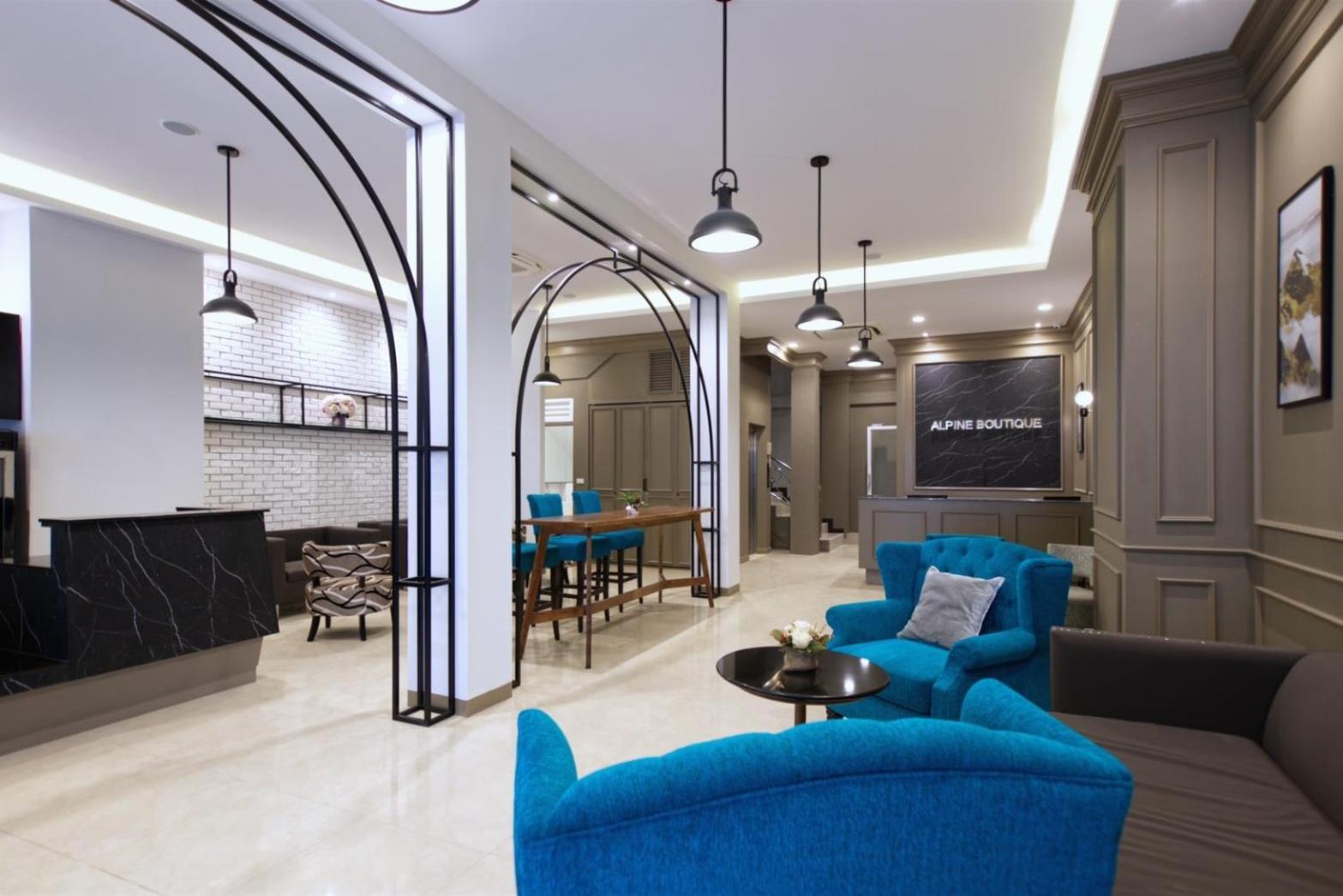 Khách sạn Alpine Boutique Pratunam