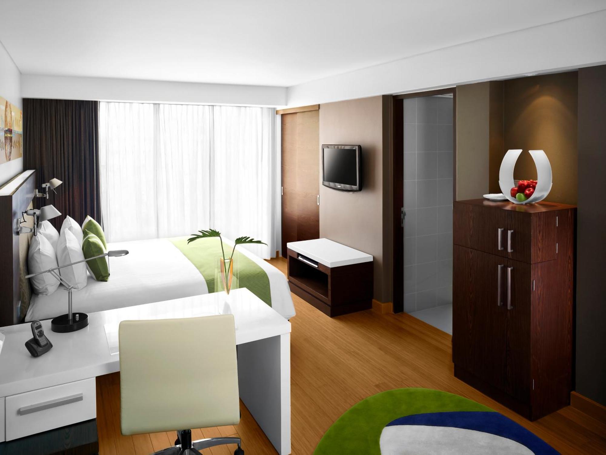 Park Plaza Sukhumvit 4*