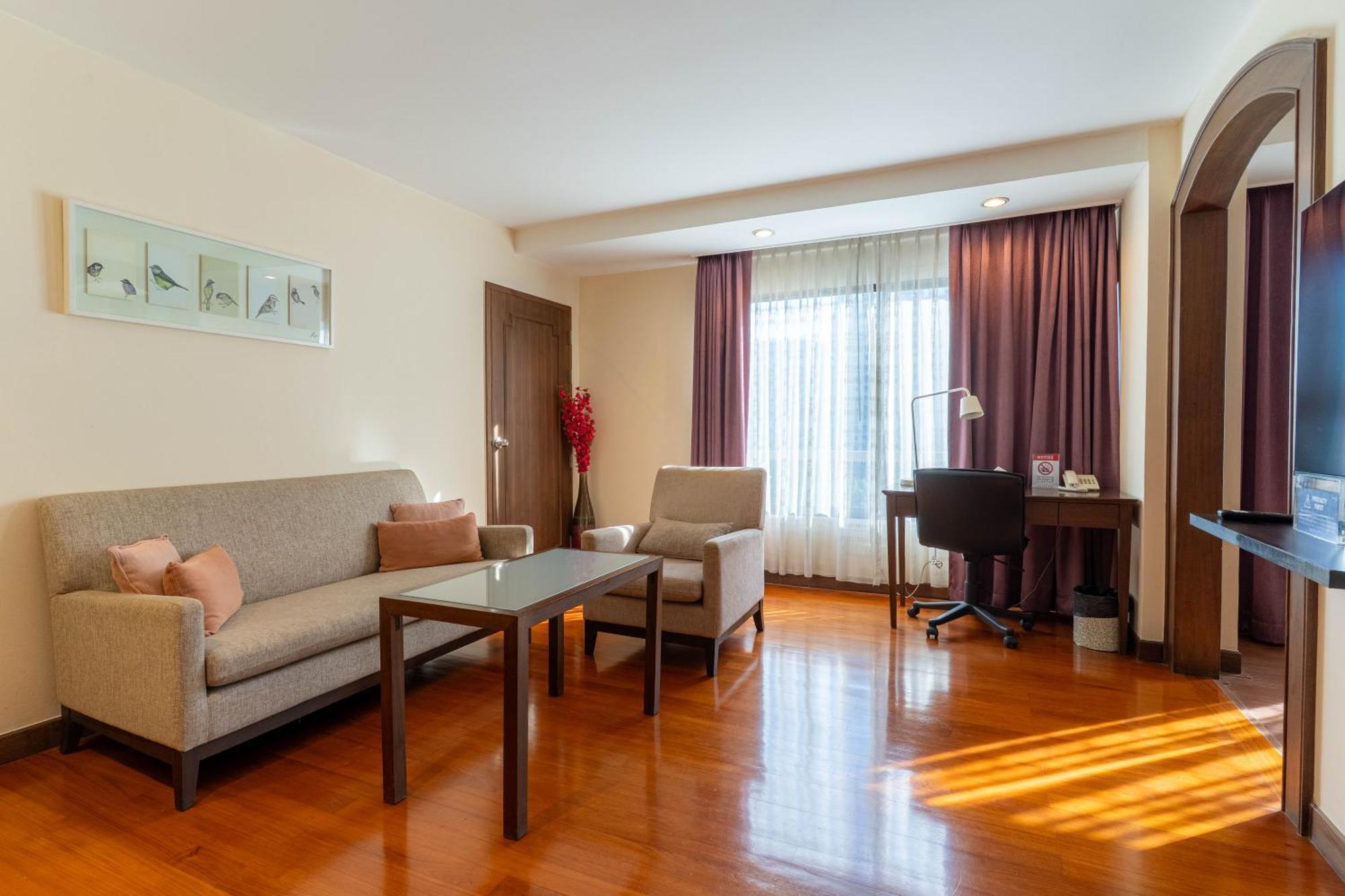 Hotel Journeyhub Sukhumvit 26, - Formely St Banguecoque