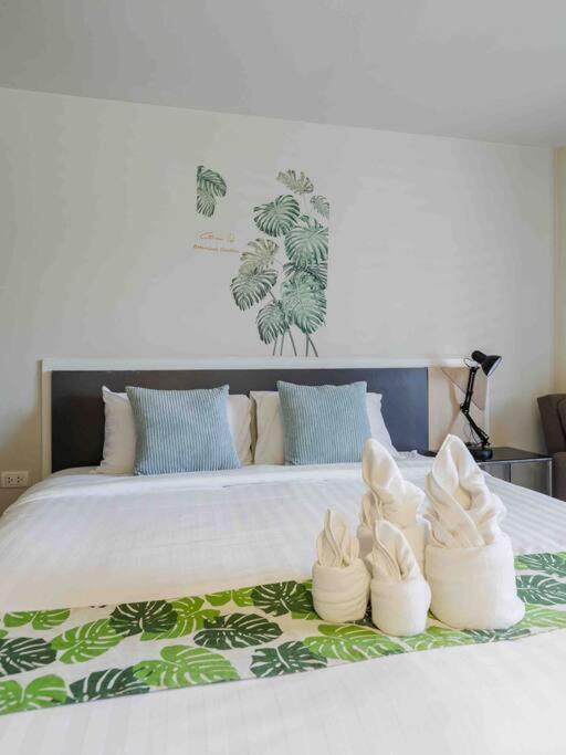Stylish Bedroom, Bts Asok, Sukhumvit Apartment