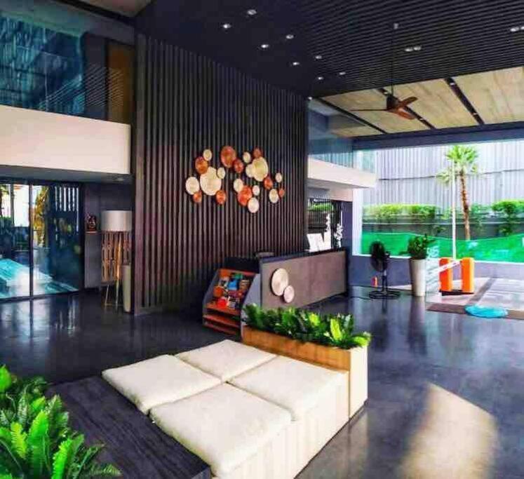 Stylish Bedroom, Bts Asok, Sukhumvit