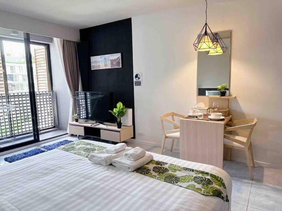 Apartment Stylish Bedroom, Bts Asok, Sukhumvit
