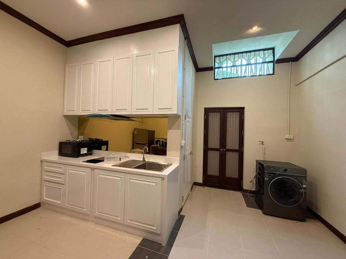 Luan Heritage Surawong *