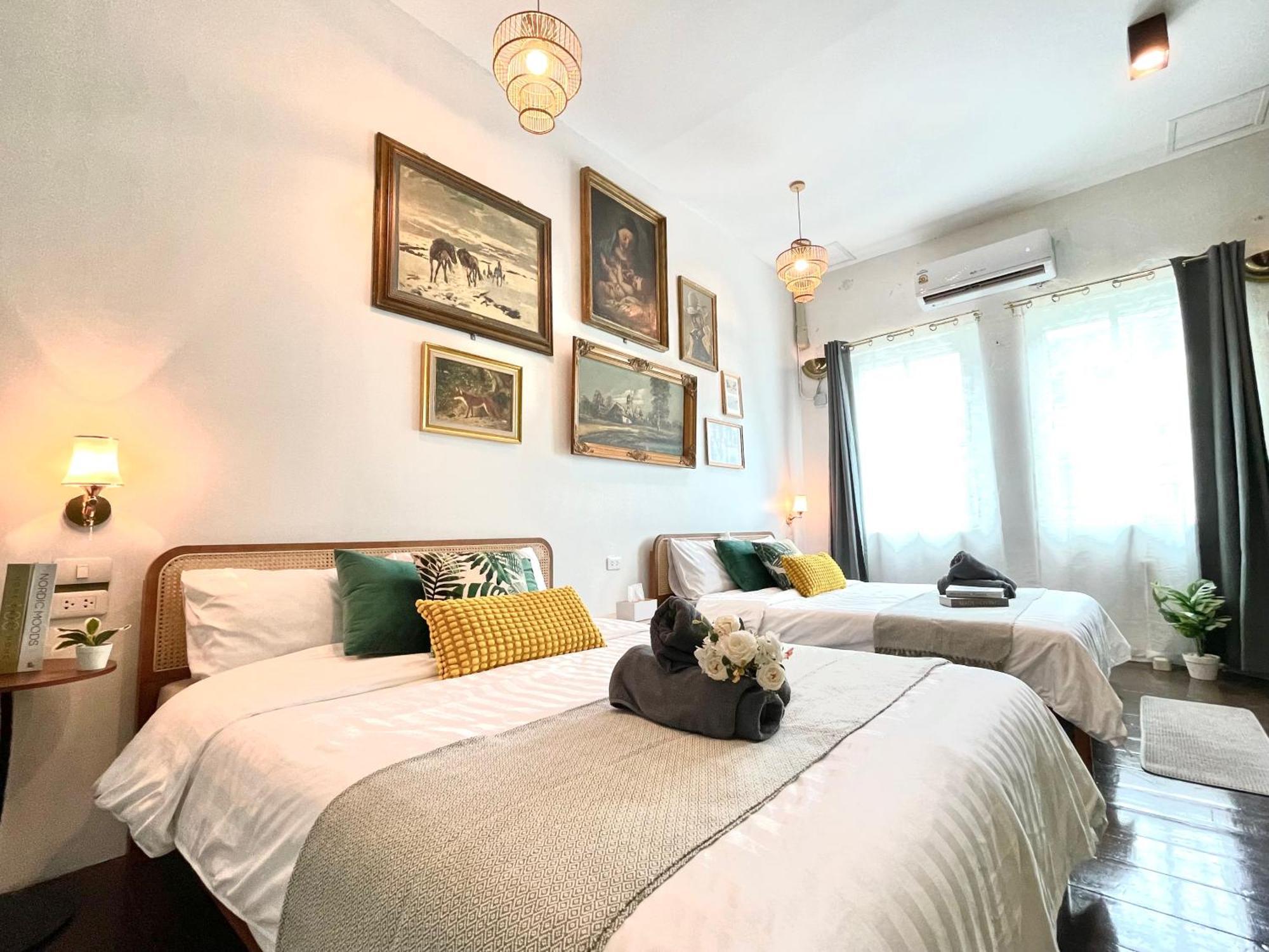 Unwind In The City, Near Grandpalace Apartment