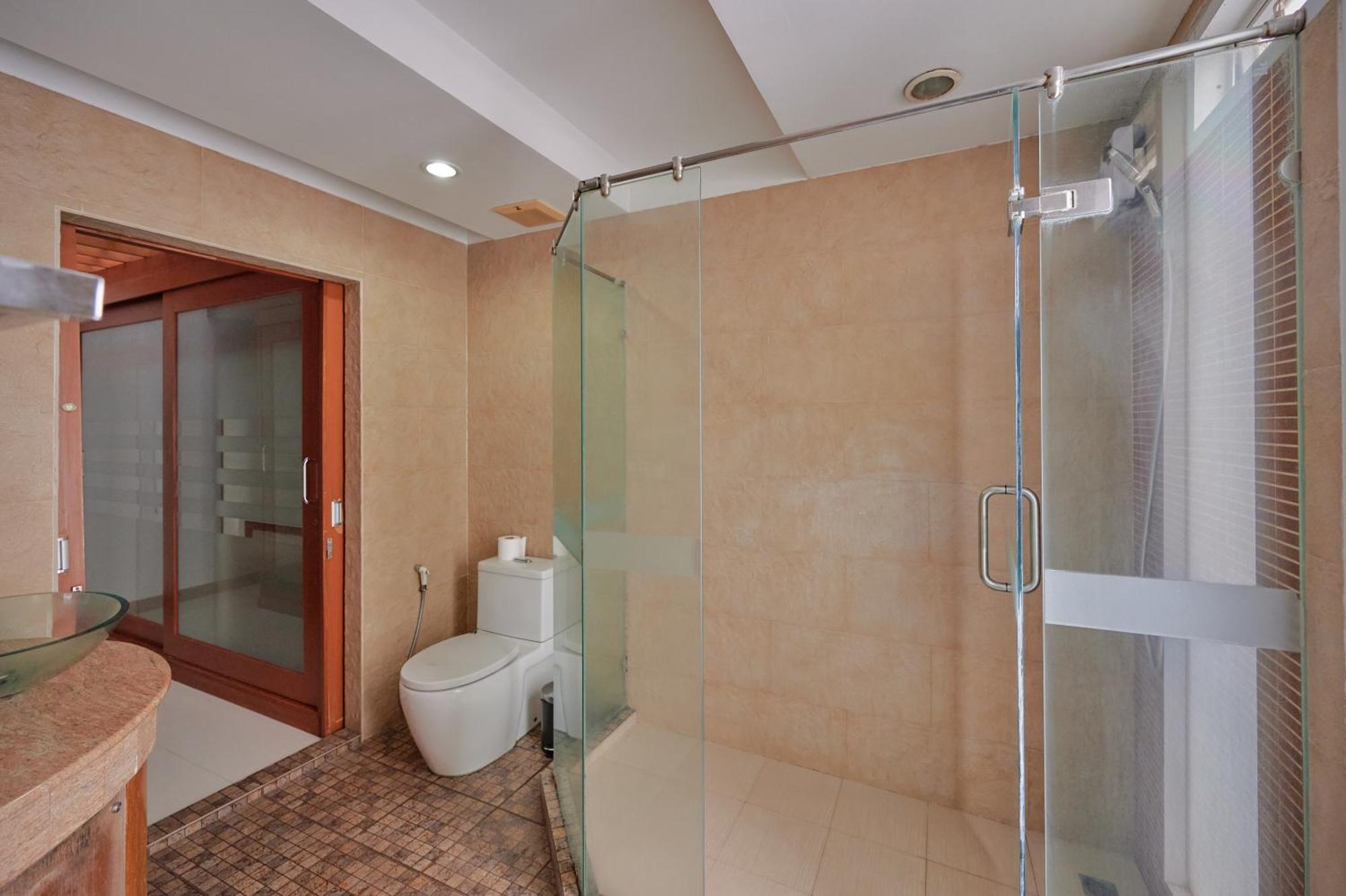 Holiday home Low-rise House For Groups Near Bts & Emdistrict For Spacious Cozy Bangkok