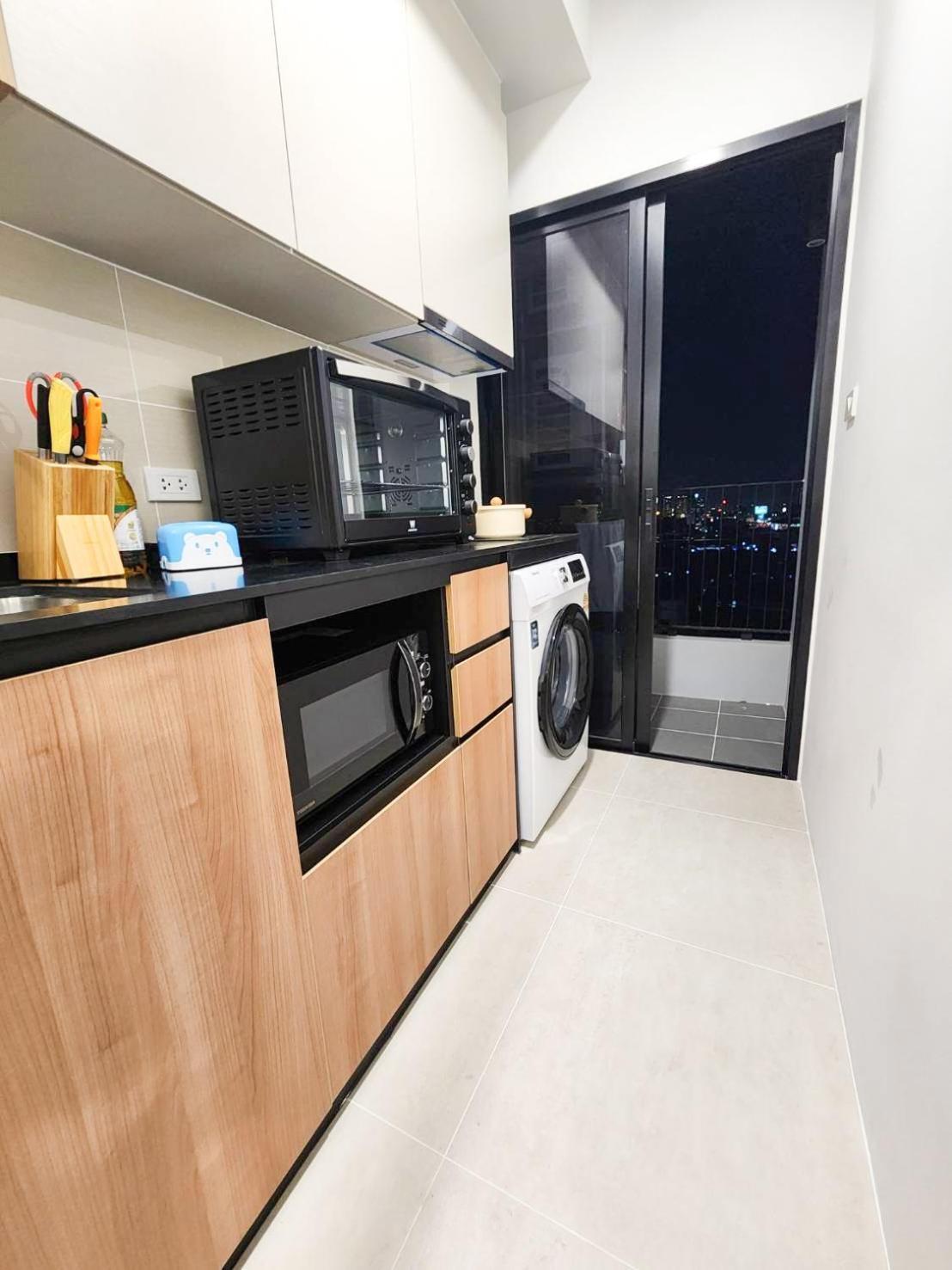 Lily - Mrt Phasi Chareon Apartment *