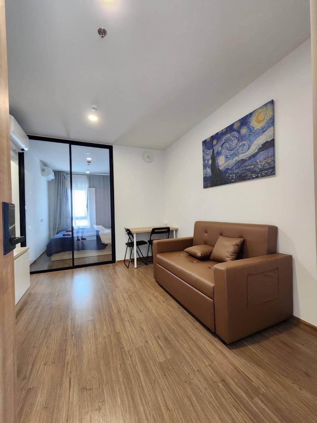 Lily - Mrt Phasi Chareon Apartment Bangkok