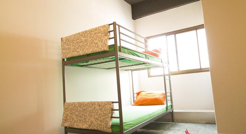 Hostel The Aris
