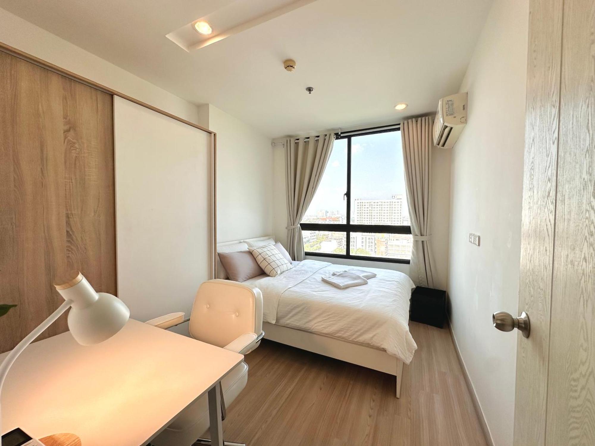 Cosy & Bright 1 Bedroom Bangkok