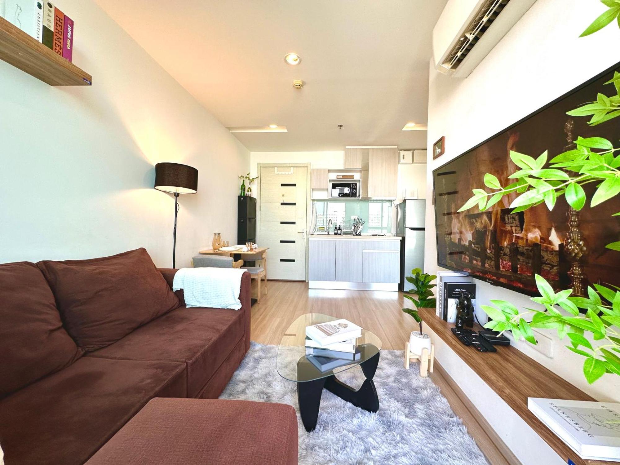 Cosy & Bright 1 Bedroom *