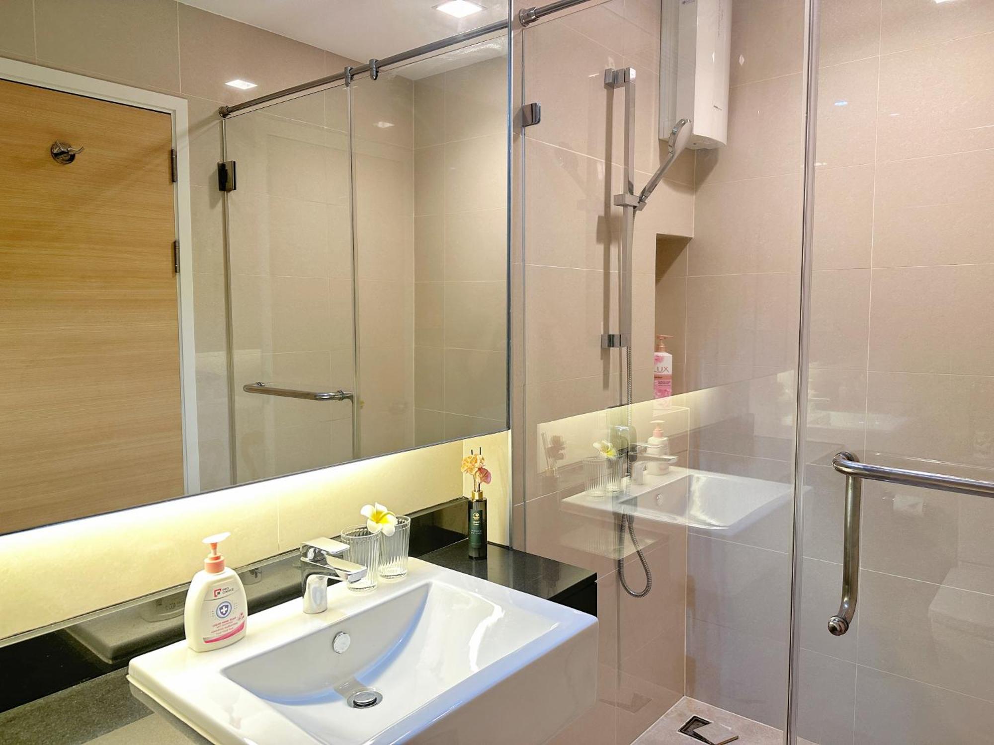 Apartment Spacious Sukhumvit Ment Near Emsphere Bts Phrom Phong